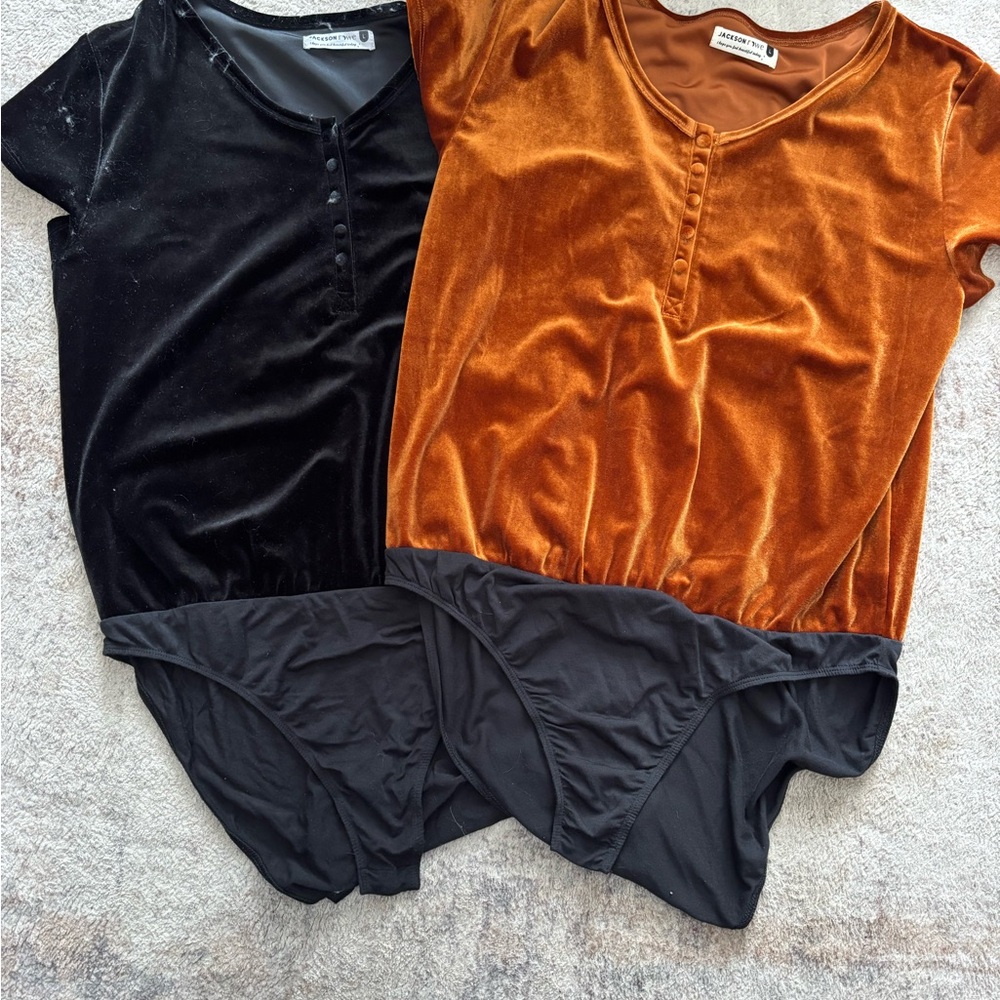 Elegant Velvet Bodysuit - Black and Brown